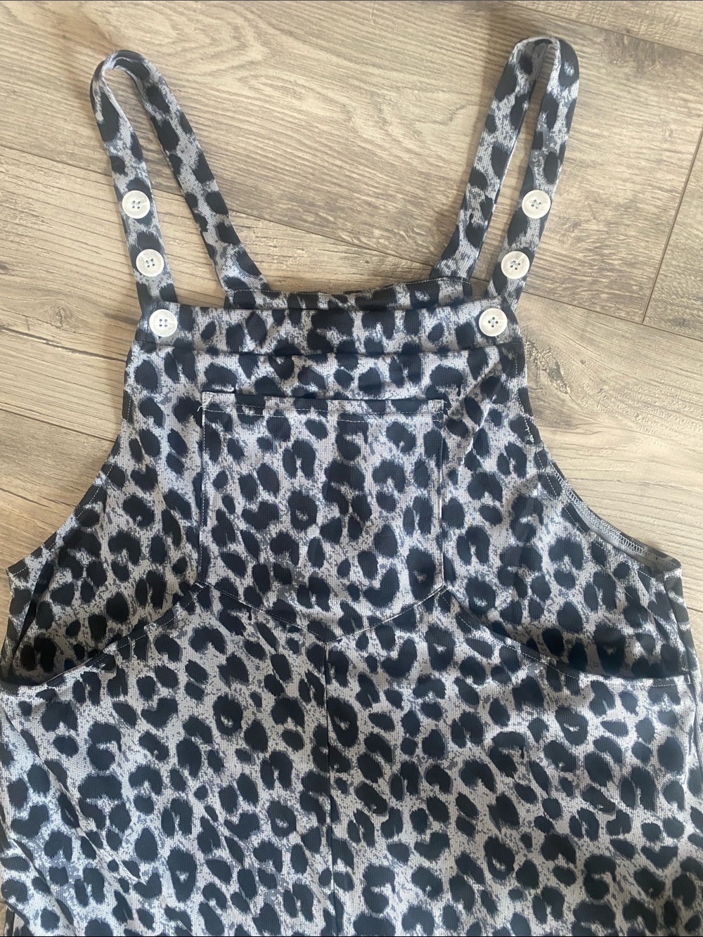 XLARGE . HALARA PANTHER WAFFLE WIDE LEG OVERALLS - Picture 6 of 9